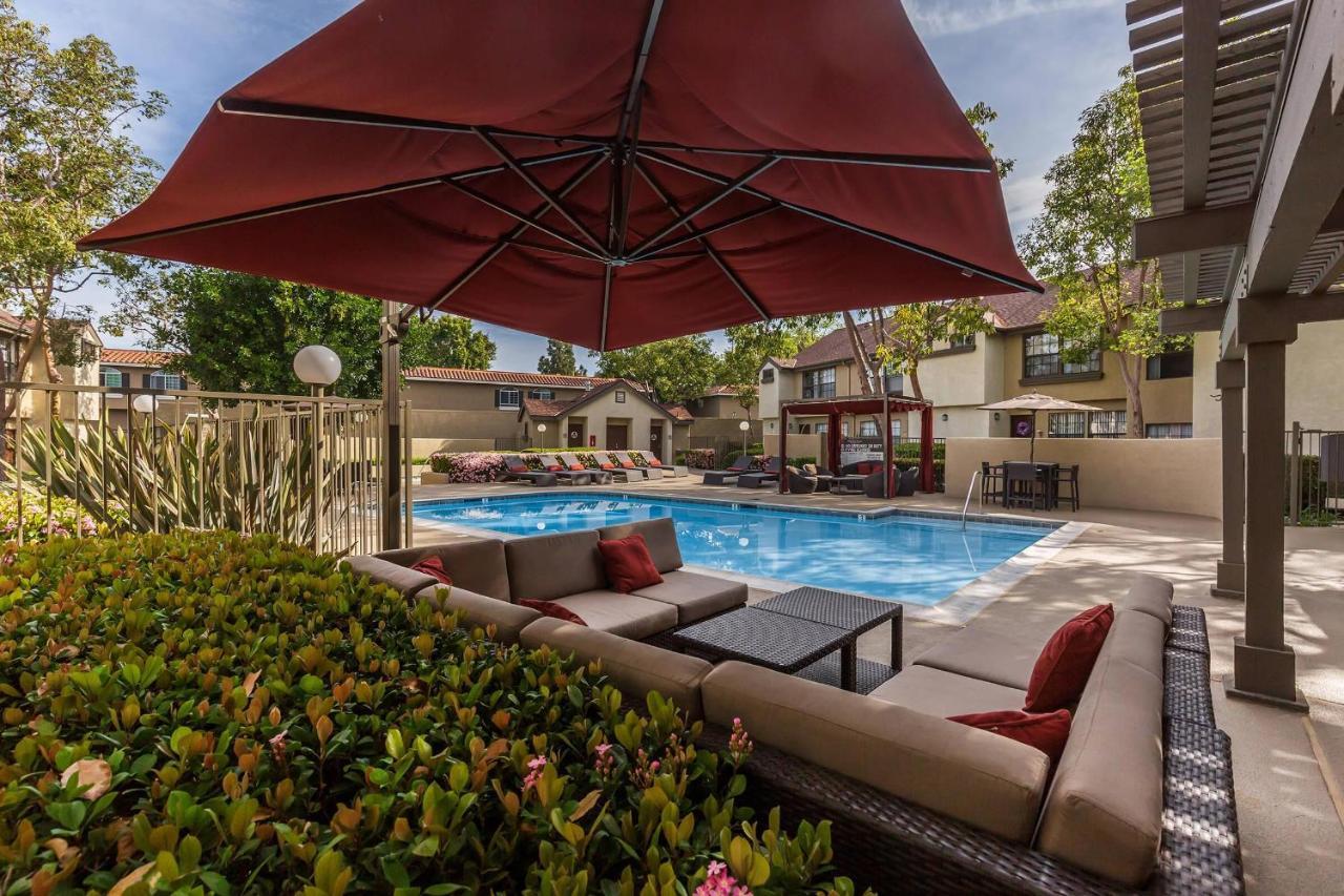 Dreamy !! Cozy Villas Anaheim Exterior photo