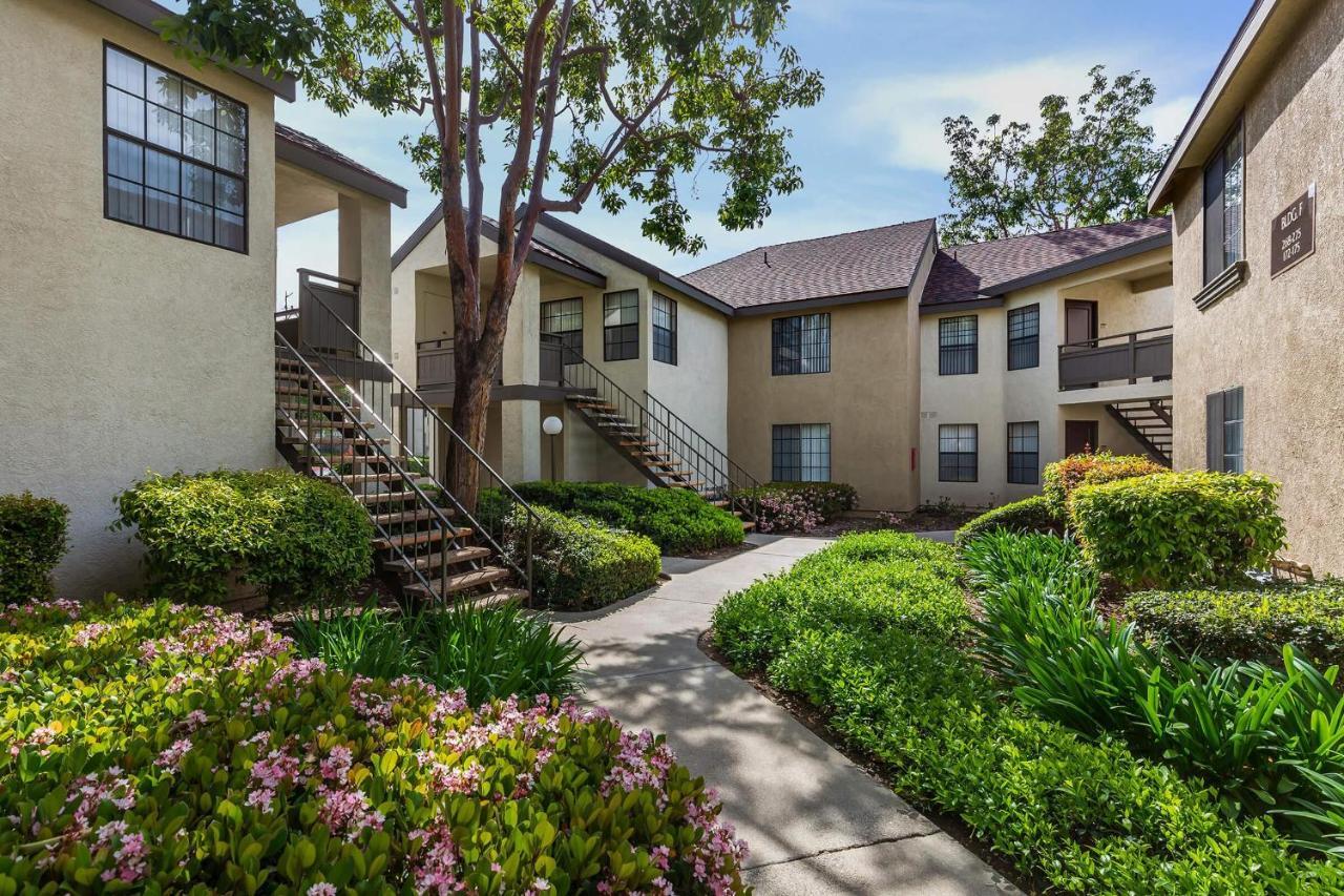 Dreamy !! Cozy Villas Anaheim Exterior photo