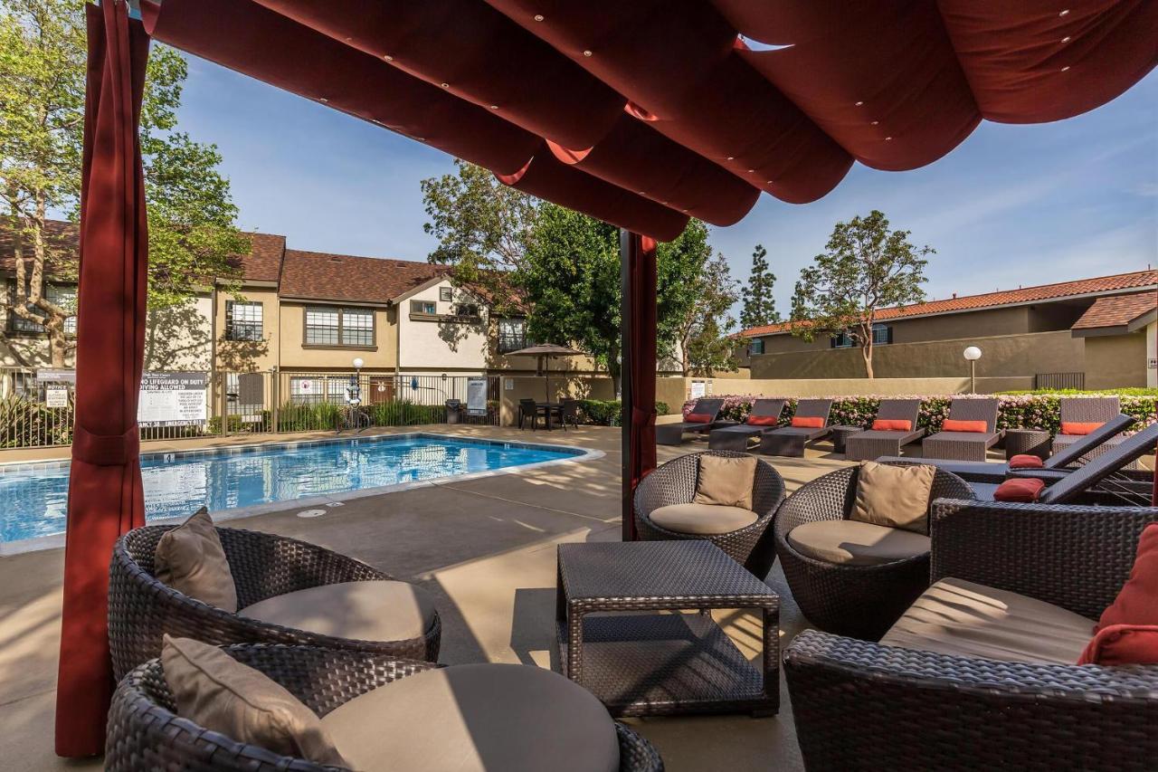 Dreamy !! Cozy Villas Anaheim Exterior photo